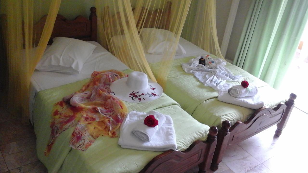 Margaritas' Rooms Айос-Гордіос Екстер'єр фото